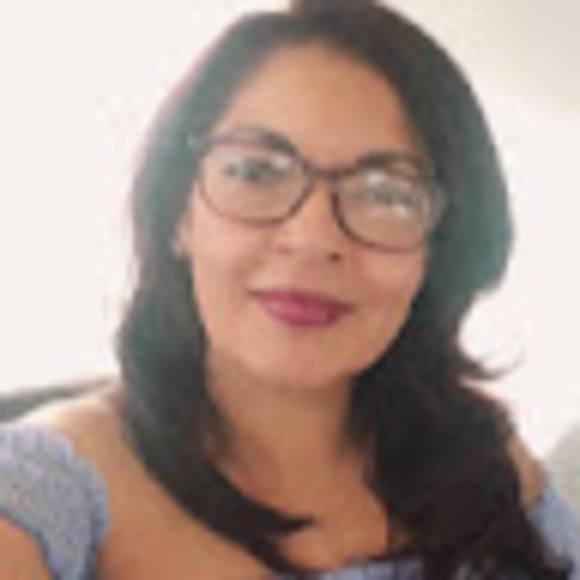 Meet your Posher, Shirley - Picture 1 of 1